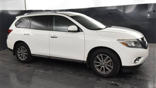 2016 nissan pathfinder sv