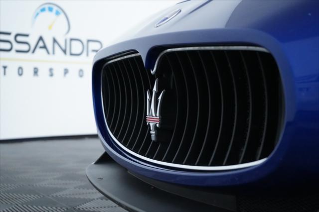 2012 maserati granturismo mc