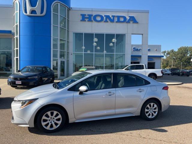 2022 toyota corolla le