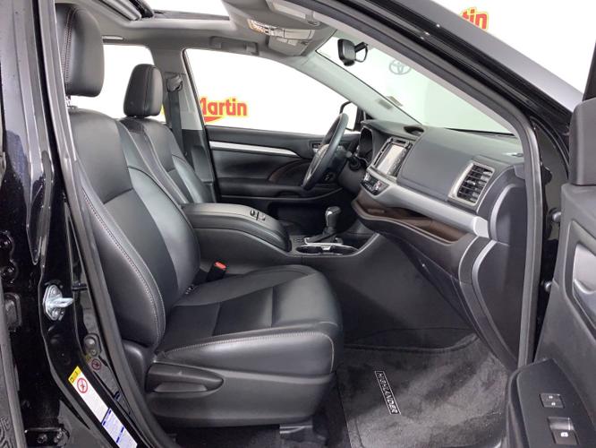certified 2016 toyota highlander xle noblesville, in 46060 for sale in noblesville, indiana