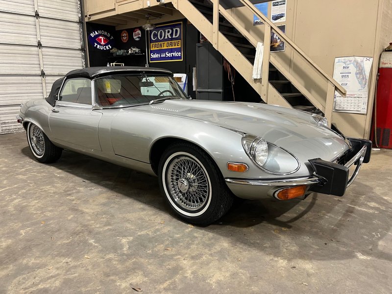 1974 jaguar e-type roadster