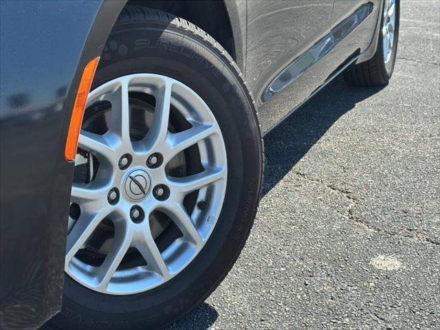 2021 chrysler voyager lxi