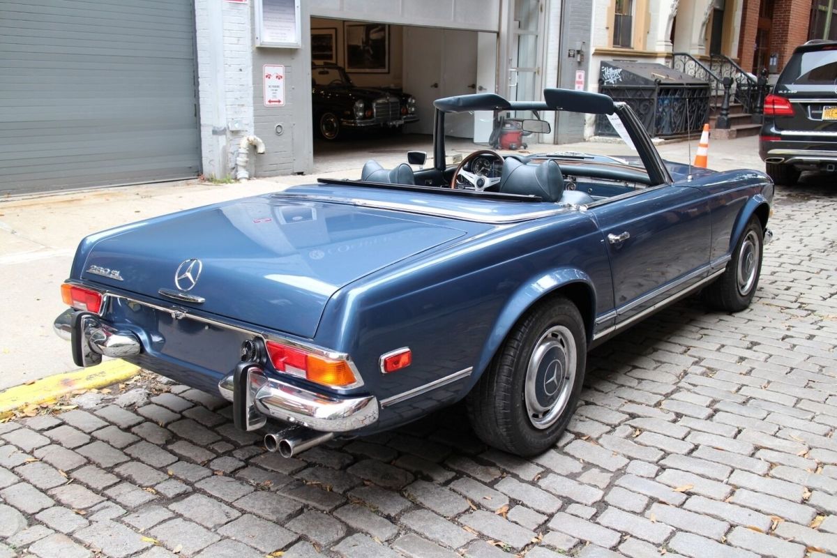 1970 mercedes-benz 280sl - 4-speed manual, new paint and new top-original colors