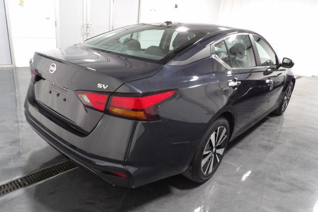 2021 nissan altima 2.5 sv