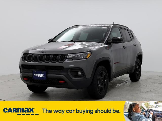 2023 jeep compass trailhawk