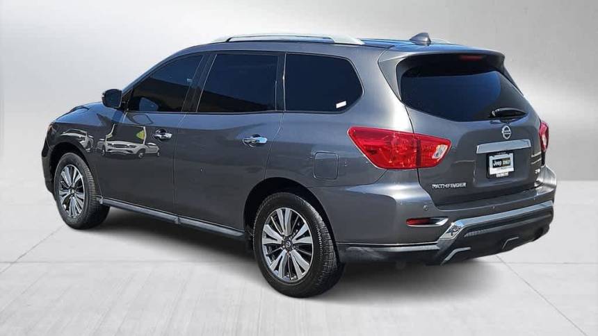 2019 nissan pathfinder sv
