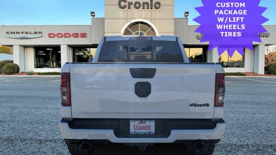 2024 RAM 1500 tradesman quad cab 4x4 night edition