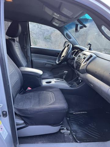 2012 toyota tacoma base