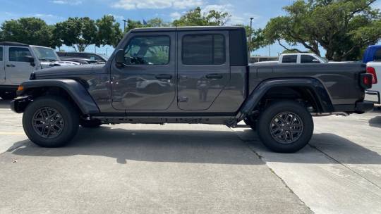 2024 Jeep Gladiator
