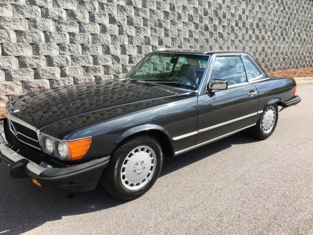 1988 mercedes 560sl convertible : rust free : garage kept : low miles : gorgeous