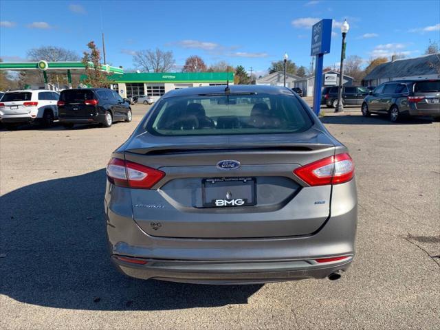 2014 ford fusion se