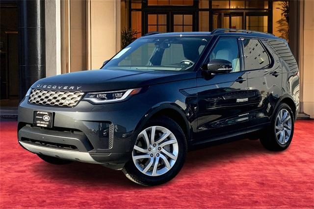 2023 land rover discovery p300 s