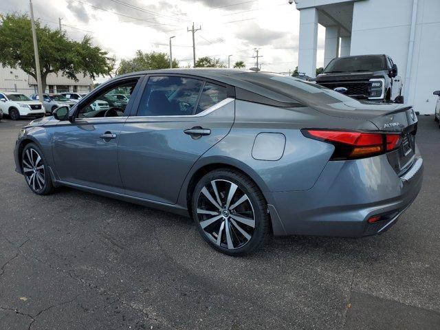 2021 nissan altima 2.5 sr