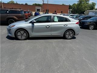 2022 Hyundai Ioniq se