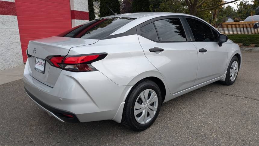 2021 nissan versa s