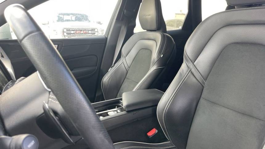 2019 volvo xc60 t8 eawd r-design