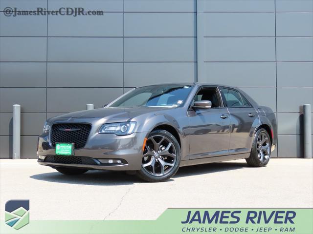 2023 chrysler 300 s