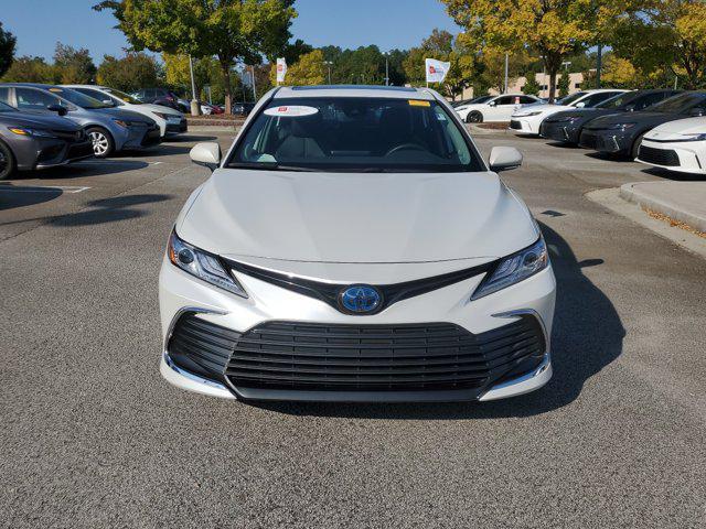 2022 toyota camry hybrid xle