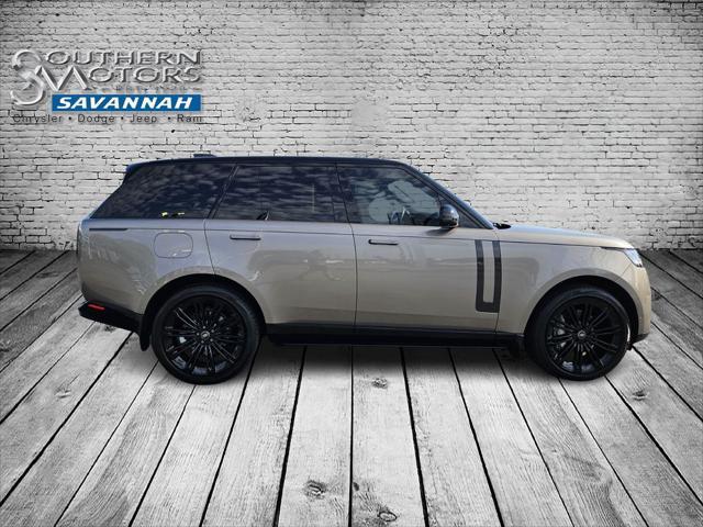2023 land rover range rover p400 se