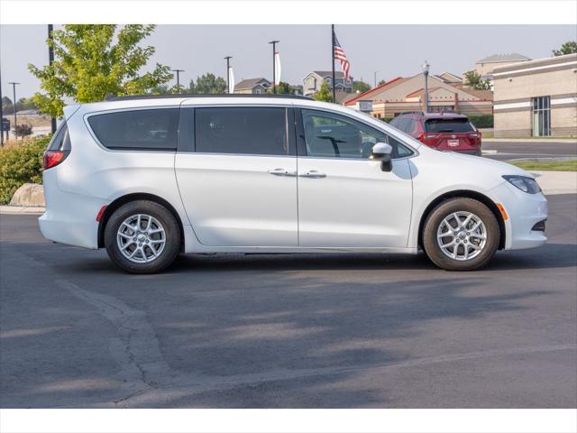 2021 chrysler voyager lxi
