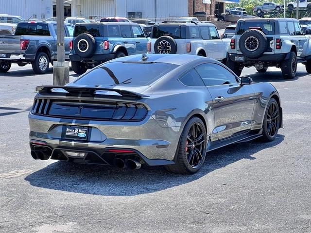 2020 ford mustang gt