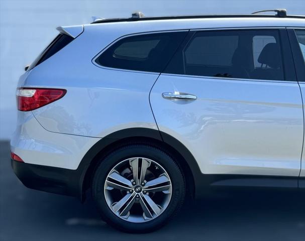 2016 hyundai santa fe se