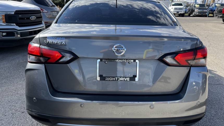 2020 nissan versa s
