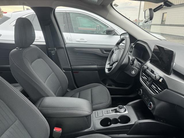 2023 ford escape se