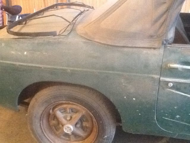 1976 mg sports car