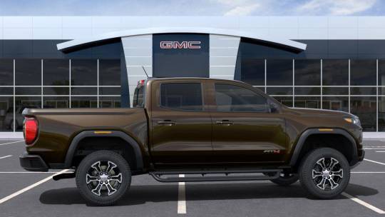 2024 GMC Canyon