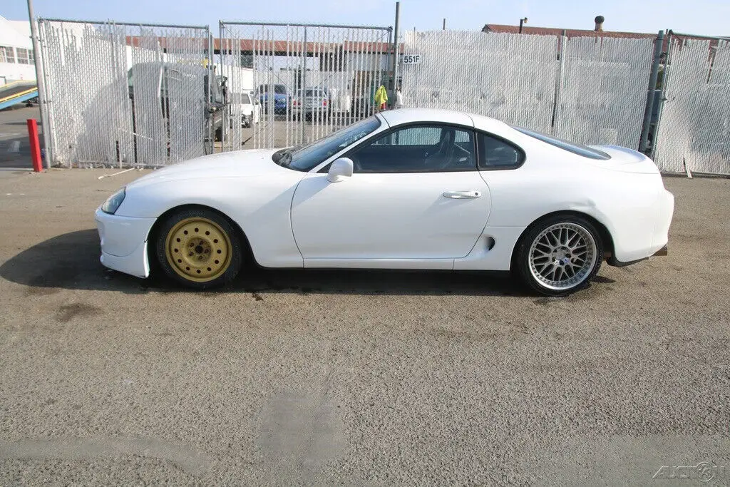 (omr) 1993 toyota supra manual 6 cylinder no reserve!