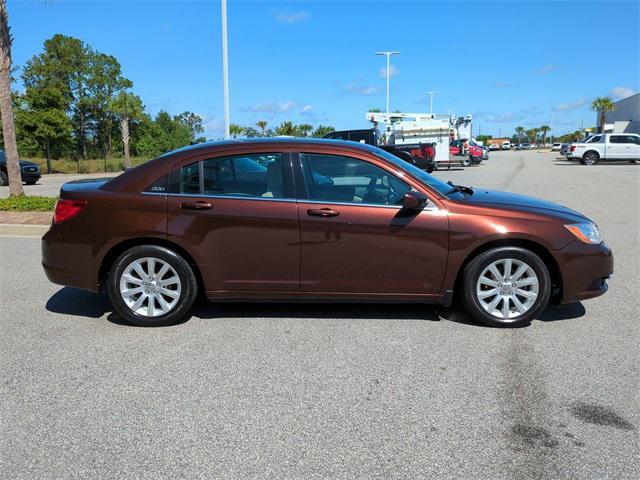 2013 chrysler 200 touring