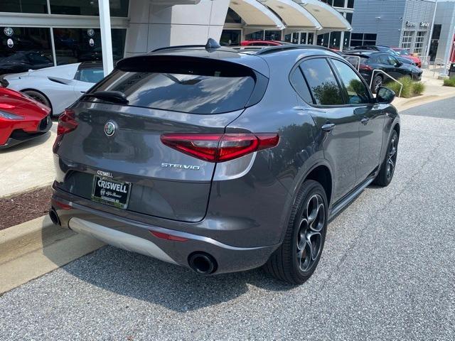 2022 alfa romeo stelvio ti