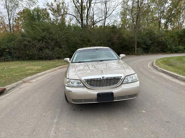 2007 lincoln town car signature