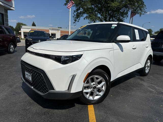 2024 kia soul lx