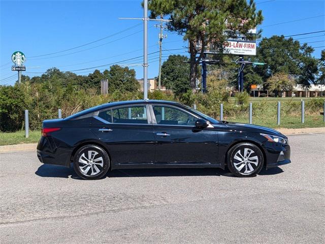2019 nissan altima 2.5 s