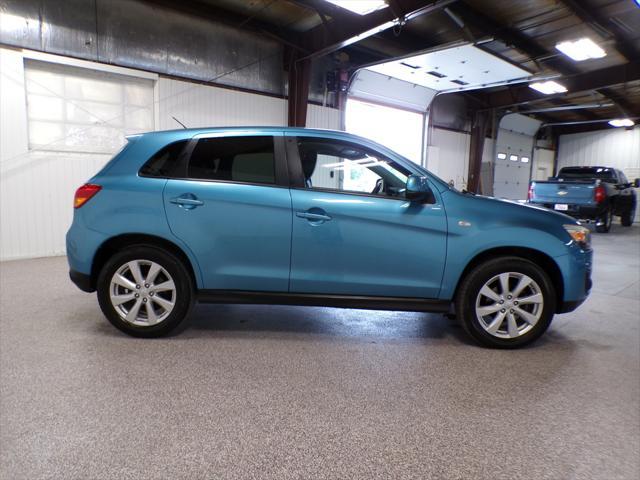 2014 mitsubishi outlander sport es