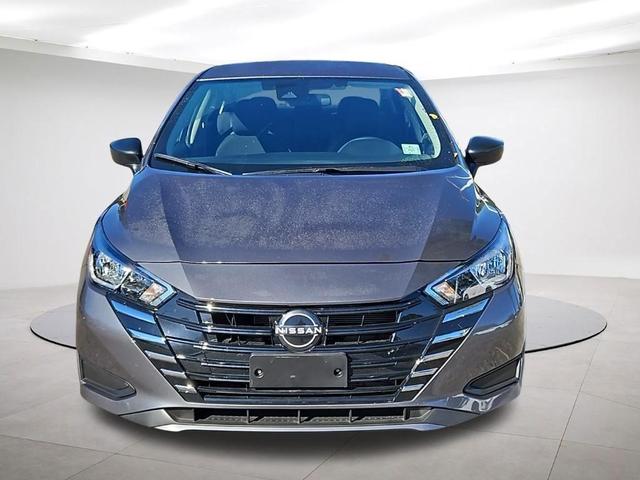 2024 nissan versa s