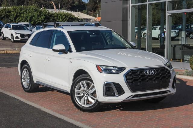 2022 audi q5 45 s line premium