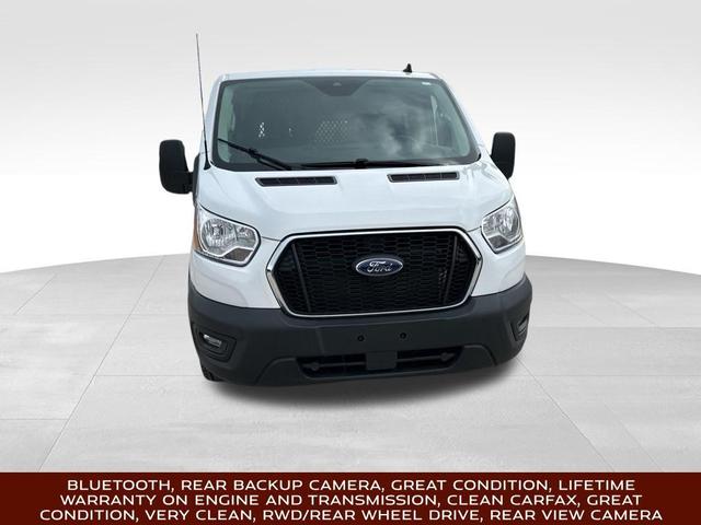 2022 ford transit-250 base