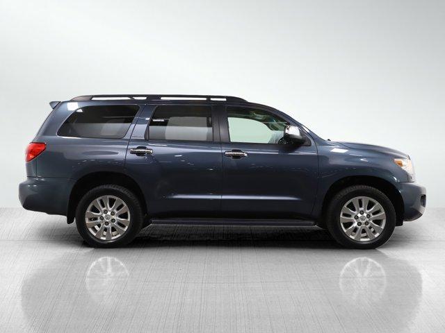 2010 toyota sequoia platinum