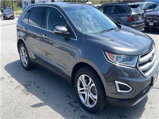 2018 Ford Edge titanium