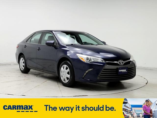 2017 toyota camry le
