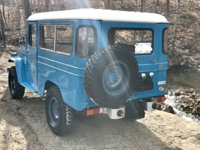 toyota fj43 full restoration, no waiting, clear us title, rare 854 sky blue!