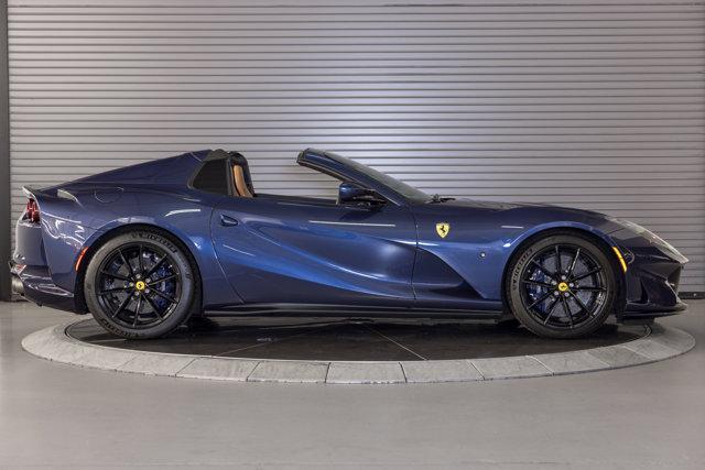 2021 ferrari 812 gts base