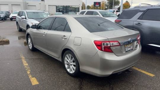2013 toyota camry hybrid le