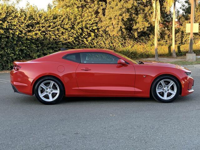 2022 chevrolet camaro 1lt