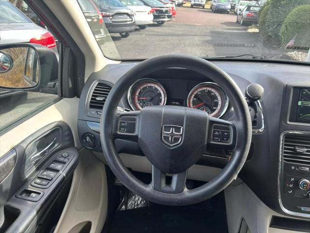 2014 dodge grand caravan sxt