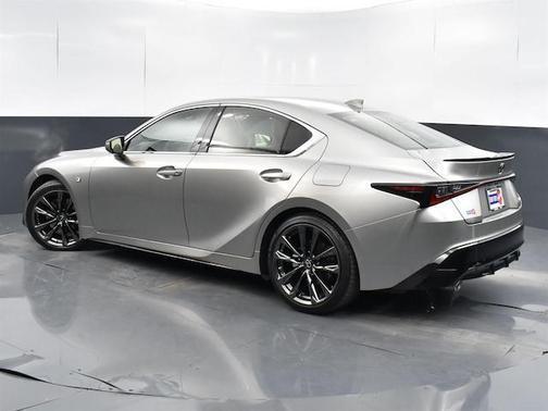 2022 lexus is 350 in saint louis, missouri
