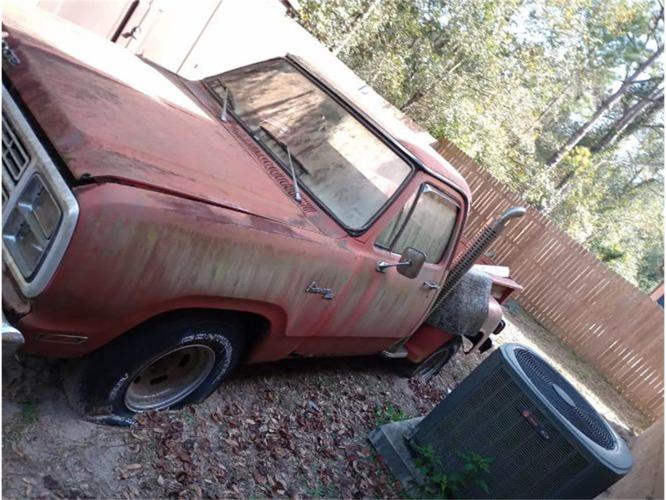 1979 dodge w150 in cadillac, michigan